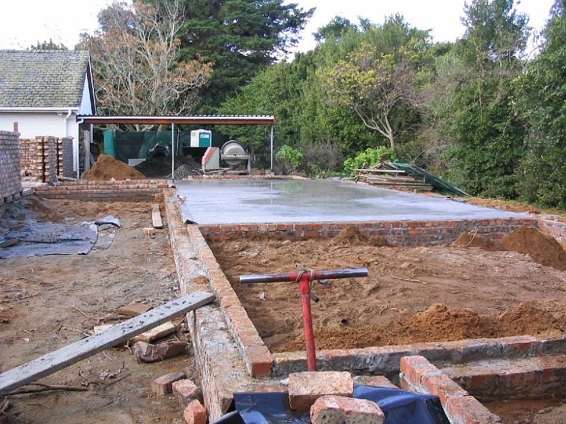 bedroom slab.jpg
